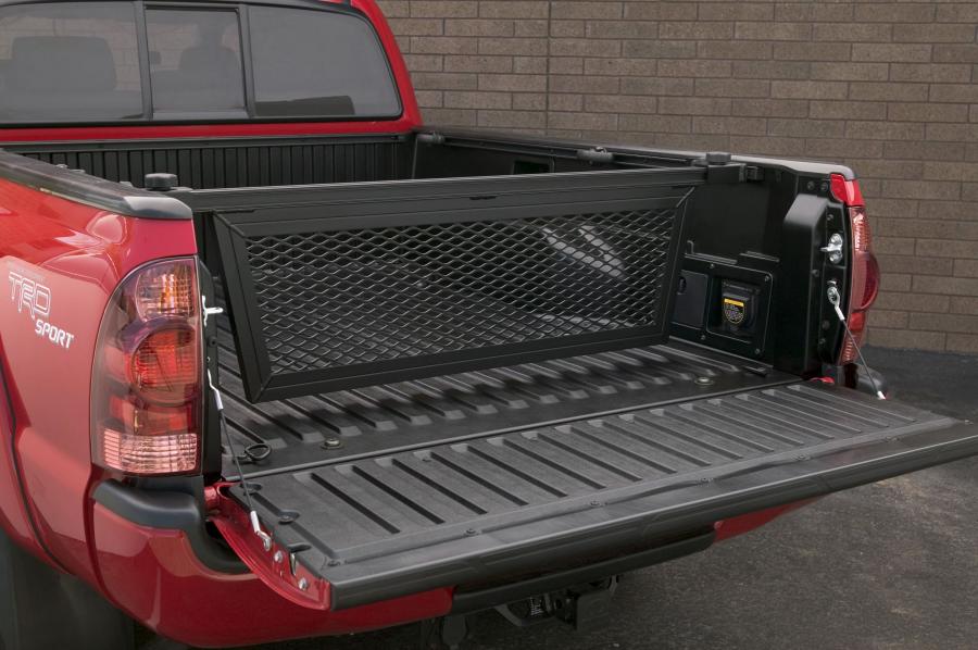  Toyota Tacoma 2006 года  (фото 47 из 84)